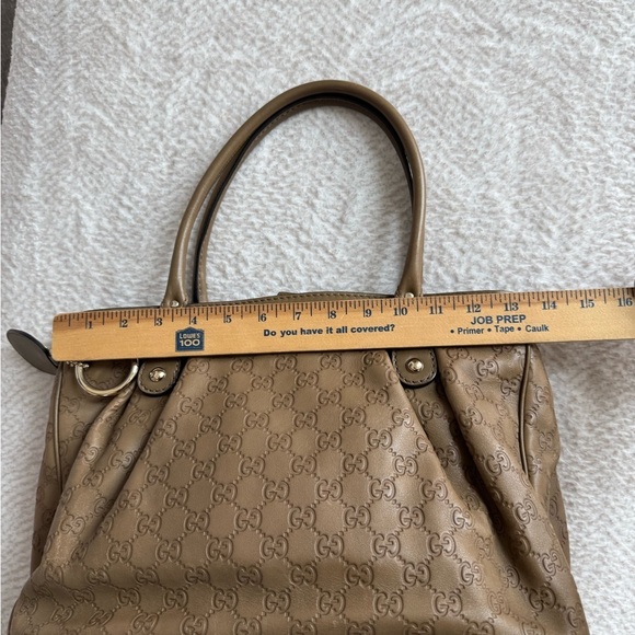 Authentic Gucci Sukey Medium Leather Tote Bag Gold Hardware - Picture 15 of 16